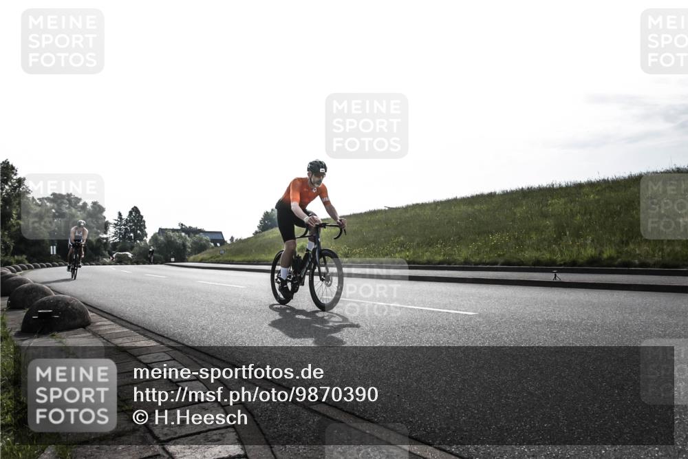 21.06.2026 - 29. Vierlanden-Triathlon H.Heesch http://msf.ph/oto/9870390 21.06.2026 09:10:50 Radfahren 37, 76, 158, 168, 283 meine-sportfotos.de