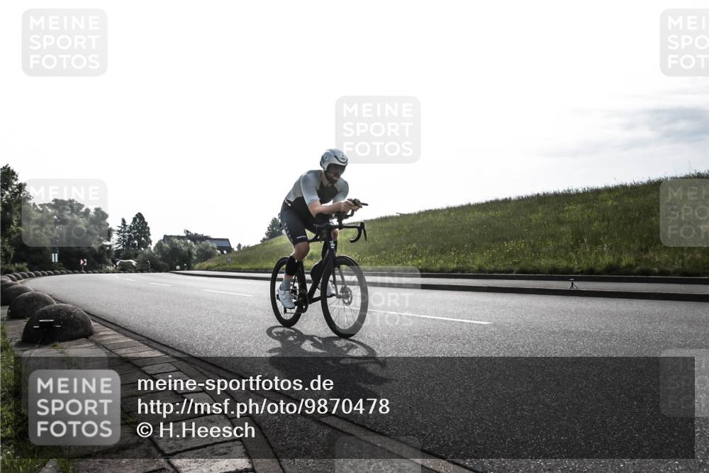 21.06.2026 - 29. Vierlanden-Triathlon H.Heesch http://msf.ph/oto/9870478 21.06.2026 09:12:27 Radfahren 9 meine-sportfotos.de