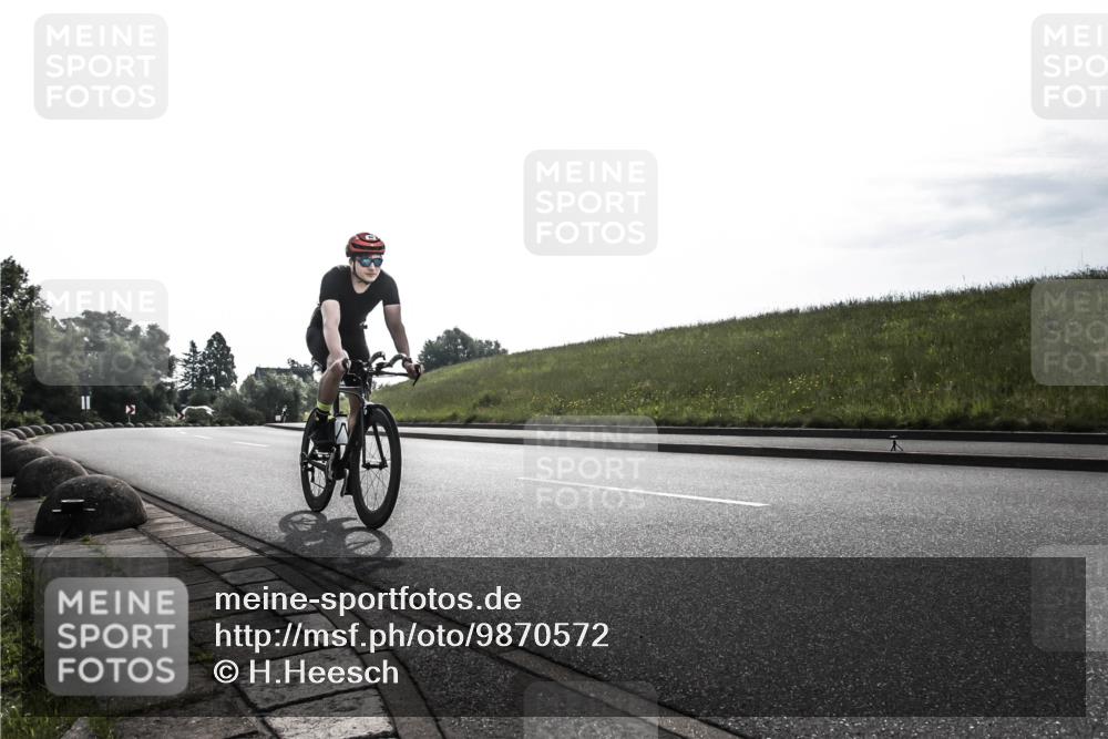 21.06.2026 - 29. Vierlanden-Triathlon H.Heesch http://msf.ph/oto/9870572 21.06.2026 09:13:18 Radfahren 19, 46, 54 meine-sportfotos.de