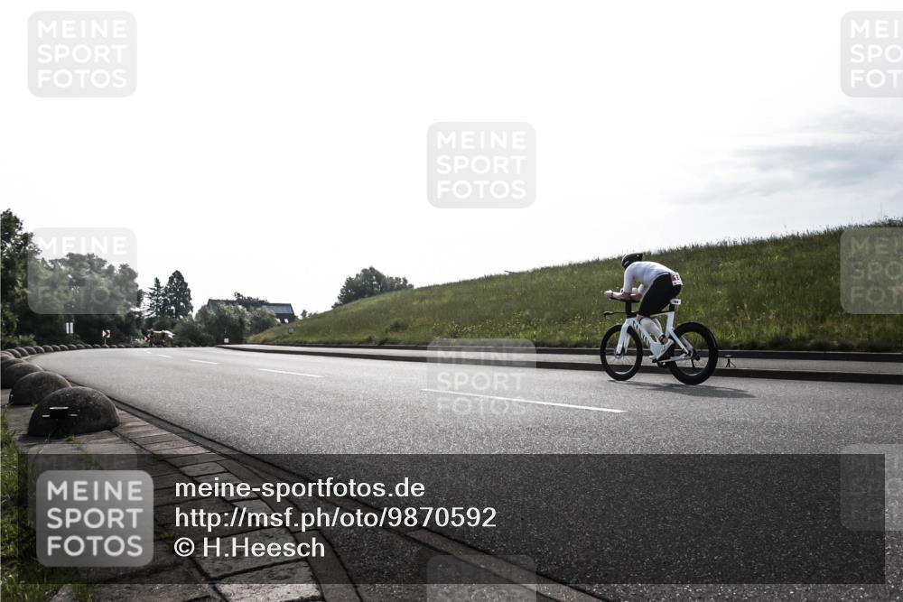 21.06.2026 - 29. Vierlanden-Triathlon H.Heesch http://msf.ph/oto/9870592 21.06.2026 09:13:49 Radfahren  meine-sportfotos.de