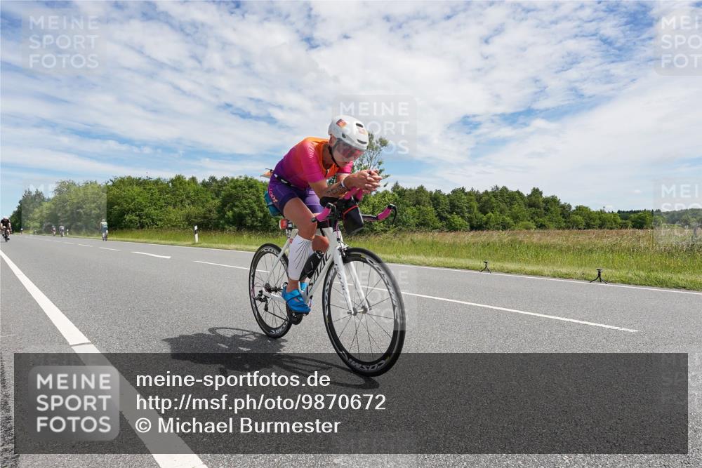 21.06.2026 - Viking Triathlon Michael Burmester http://msf.ph/oto/9870672 21.06.2026 12:12:48 Radfahren 301, 303, 473, 485, 491, 513, 566, 601 meine-sportfotos.de