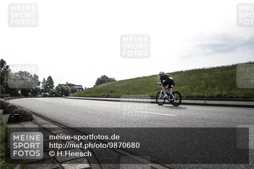21.06.2026 - 29. Vierlanden-Triathlon H.Heesch http://msf.ph/oto/9870680 21.06.2026 09:15:32 Radfahren  meine-sportfotos.de