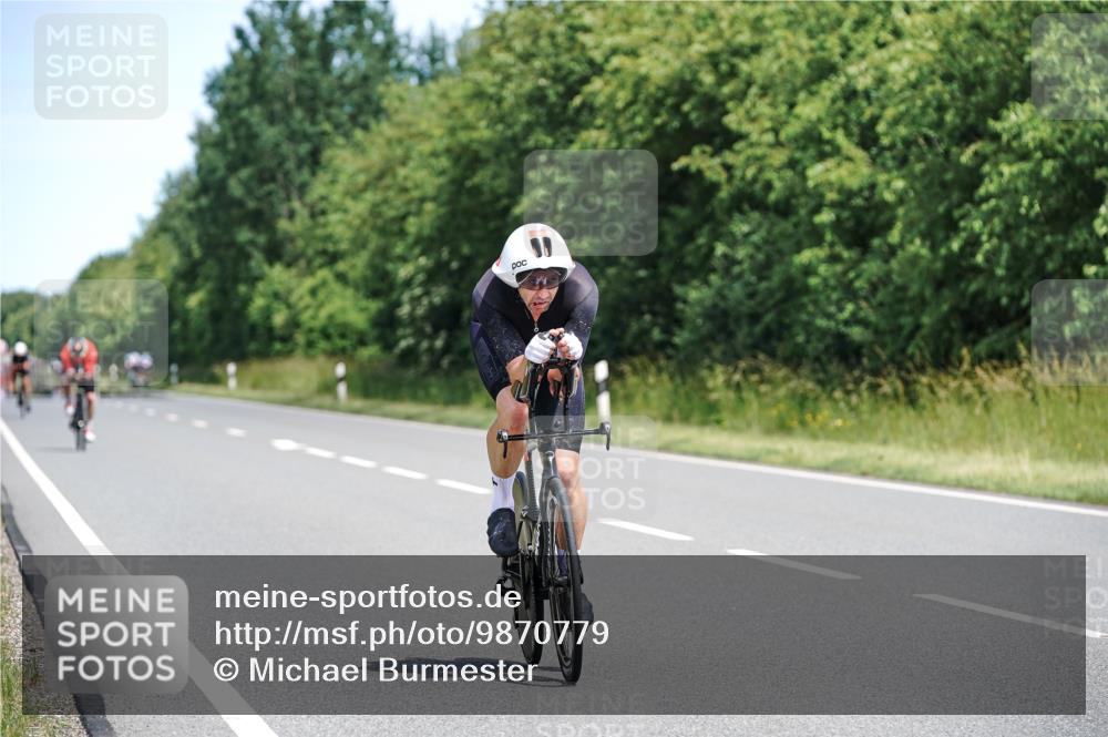 21.06.2026 - Viking Triathlon Michael Burmester http://msf.ph/oto/9870779 21.06.2026 12:36:08 Radfahren 22, 22, 37, 106, 354, 363, 427, 449, 458, 539, 637, 667 meine-sportfotos.de