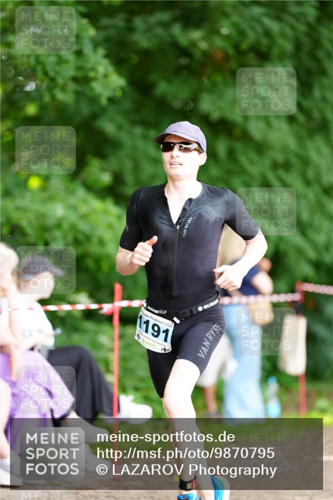 21.06.2026 - 29. Vierlanden-Triathlon LAZAROV Photography http://msf.ph/oto/9870795 21.06.2026 13:58:09 Laufen 2026, 1191 meine-sportfotos.de