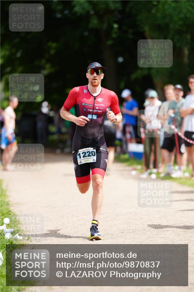 21.06.2026 - 29. Vierlanden-Triathlon LAZAROV Photography http://msf.ph/oto/9870837 21.06.2026 13:58:35 Laufen 202, 1220 meine-sportfotos.de