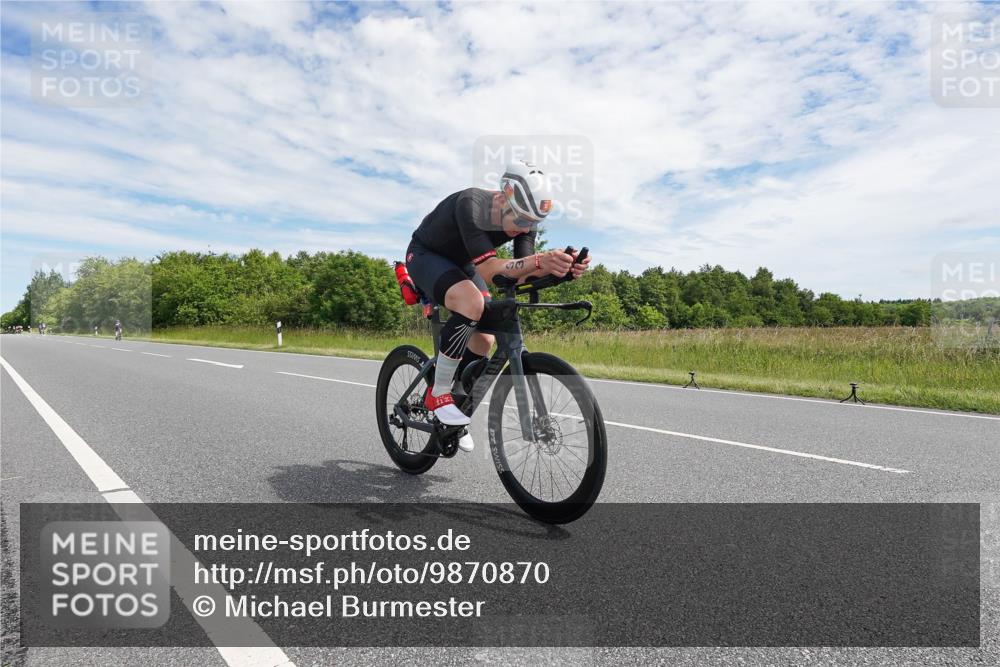 21.06.2026 - Viking Triathlon Michael Burmester http://msf.ph/oto/9870870 21.06.2026 12:14:13 Radfahren 61, 93, 564 meine-sportfotos.de