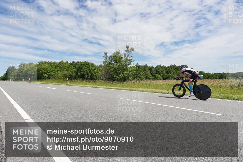 21.06.2026 - Viking Triathlon Michael Burmester http://msf.ph/oto/9870910 21.06.2026 12:14:40 Radfahren 2, 19, 167, 417, 528, 616, 667 meine-sportfotos.de
