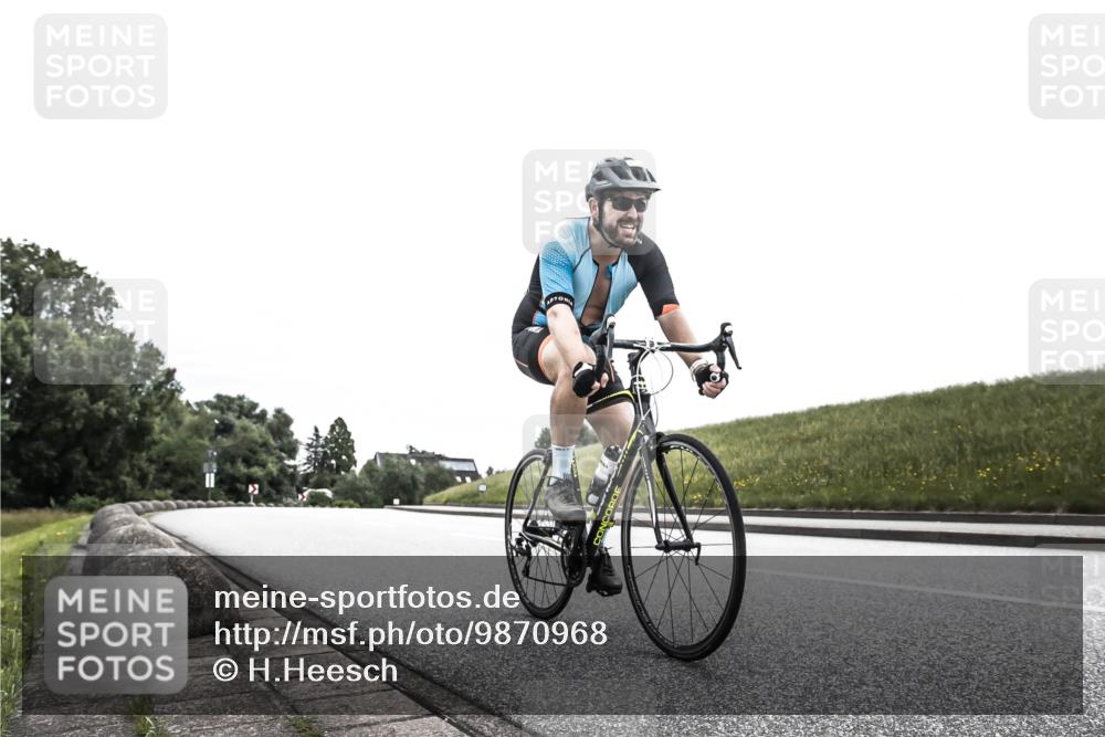 21.06.2026 - 29. Vierlanden-Triathlon H.Heesch http://msf.ph/oto/9870968 21.06.2026 10:33:11 Radfahren 91, 183, 266, 273 meine-sportfotos.de