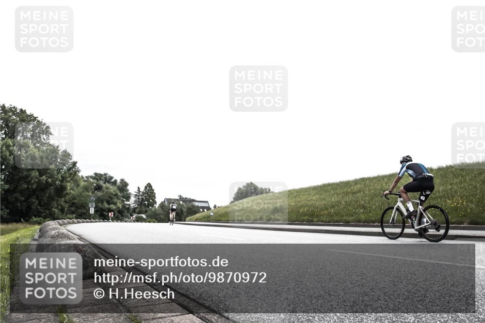 21.06.2026 - 29. Vierlanden-Triathlon H.Heesch http://msf.ph/oto/9870972 21.06.2026 10:33:15 Radfahren 273 meine-sportfotos.de