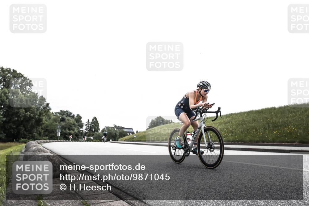 21.06.2026 - 29. Vierlanden-Triathlon H.Heesch http://msf.ph/oto/9871045 21.06.2026 10:34:04 Radfahren 74, 253, 259, 329, 346 meine-sportfotos.de