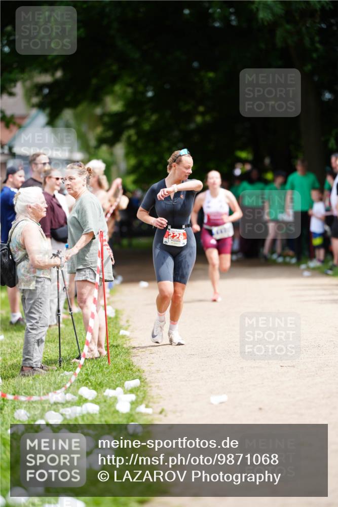 21.06.2026 - 29. Vierlanden-Triathlon LAZAROV Photography http://msf.ph/oto/9871068 21.06.2026 14:00:29 Laufen 228 meine-sportfotos.de