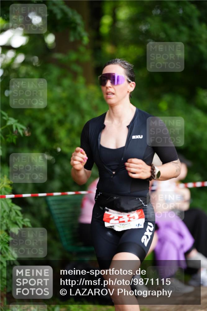 21.06.2026 - 29. Vierlanden-Triathlon LAZAROV Photography http://msf.ph/oto/9871115 21.06.2026 14:00:41 Laufen 245, 2 meine-sportfotos.de