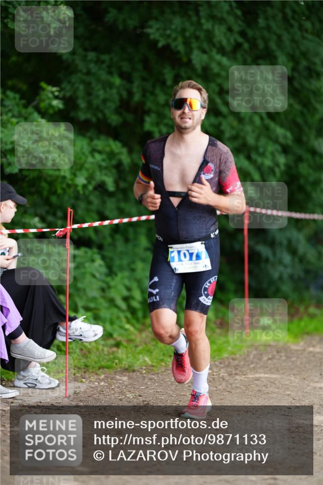 21.06.2026 - 29. Vierlanden-Triathlon LAZAROV Photography http://msf.ph/oto/9871133 21.06.2026 14:01:01 Laufen 107 meine-sportfotos.de