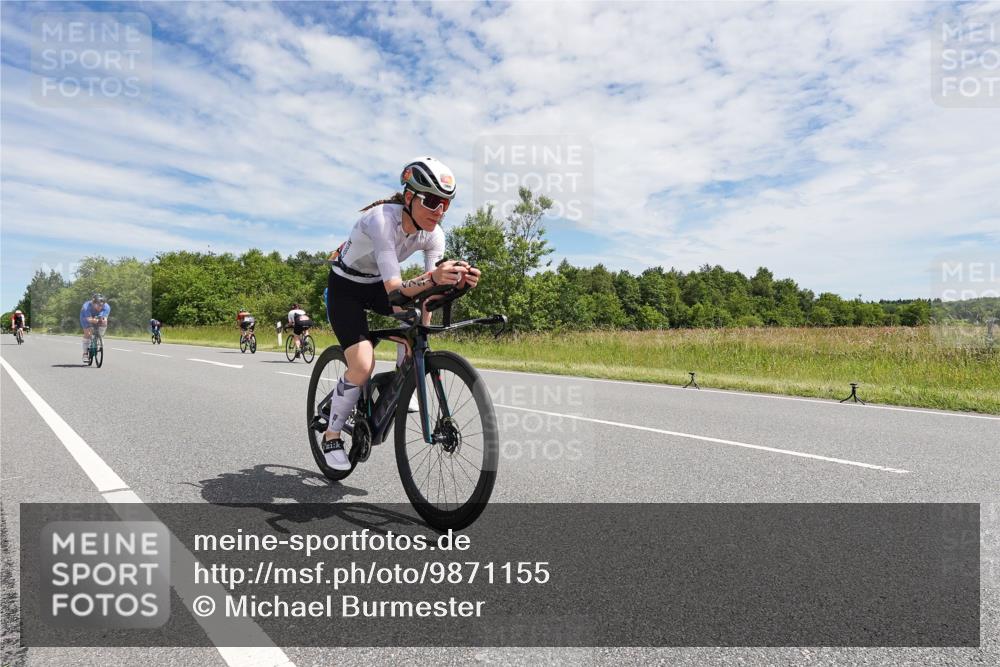 21.06.2026 - Viking Triathlon Michael Burmester http://msf.ph/oto/9871155 21.06.2026 12:16:53 Radfahren 47, 81, 193, 229, 242, 278, 300, 311, 311, 453, 466, 479, 524, 536, 537 meine-sportfotos.de