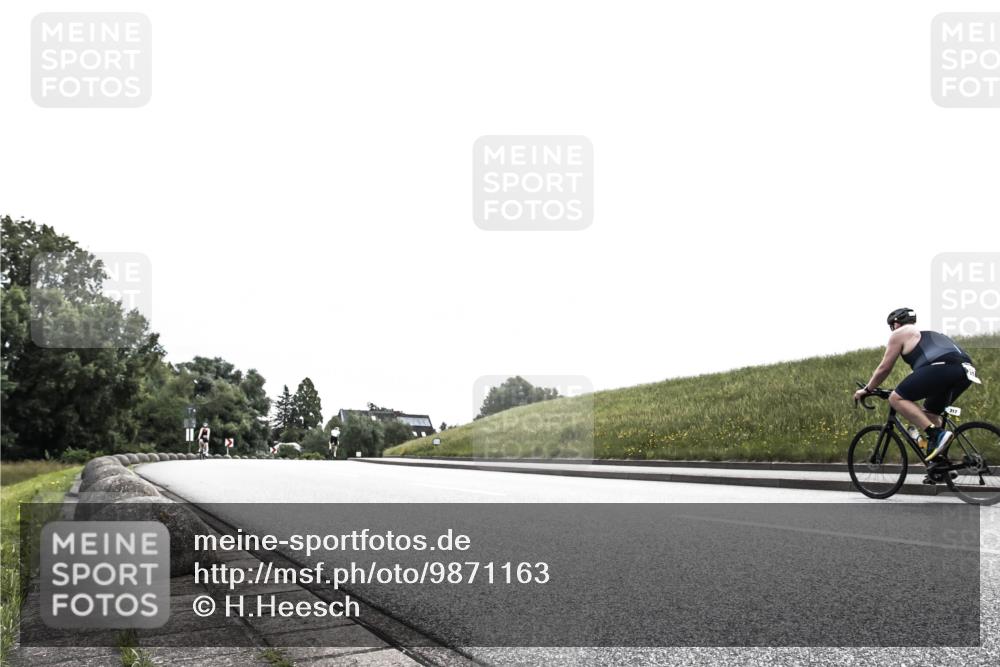 21.06.2026 - 29. Vierlanden-Triathlon H.Heesch http://msf.ph/oto/9871163 21.06.2026 10:35:02 Radfahren 47, 157, 187, 320, 334, 525 meine-sportfotos.de