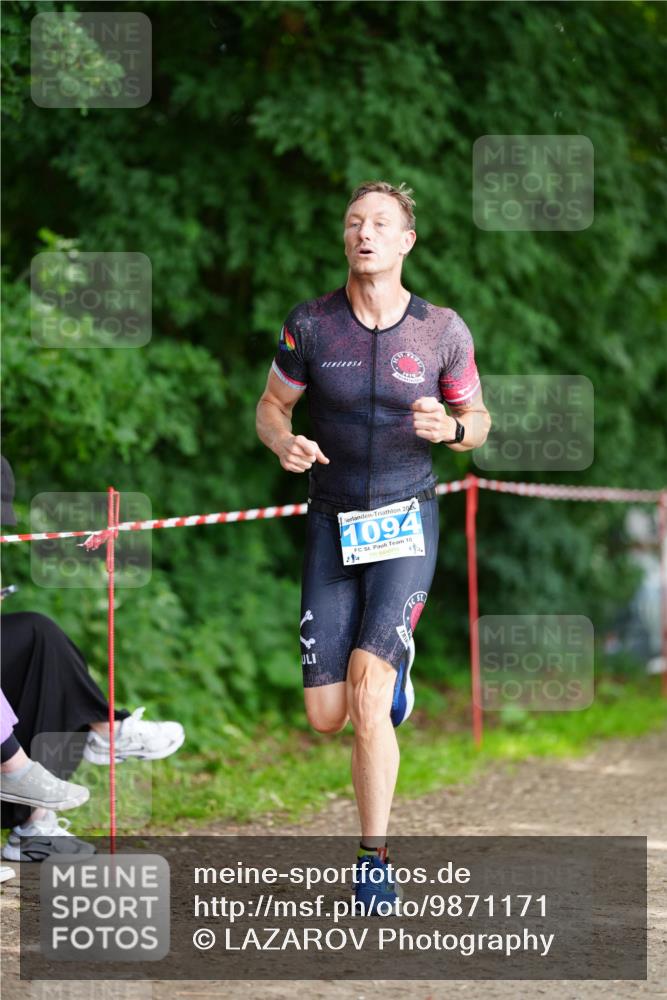 21.06.2026 - 29. Vierlanden-Triathlon LAZAROV Photography http://msf.ph/oto/9871171 21.06.2026 14:01:15 Laufen 20, 1094, 10 meine-sportfotos.de