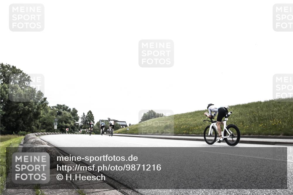 21.06.2026 - 29. Vierlanden-Triathlon H.Heesch http://msf.ph/oto/9871216 21.06.2026 10:35:09 Radfahren 187, 430, 525 meine-sportfotos.de