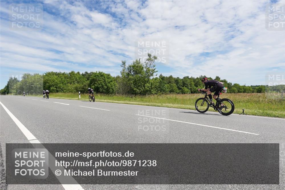 21.06.2026 - Viking Triathlon Michael Burmester http://msf.ph/oto/9871238 21.06.2026 12:17:30 Radfahren 328, 332, 415, 504, 543, 618 meine-sportfotos.de