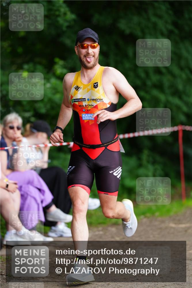 21.06.2026 - 29. Vierlanden-Triathlon LAZAROV Photography http://msf.ph/oto/9871247 21.06.2026 14:02:19 Laufen  meine-sportfotos.de