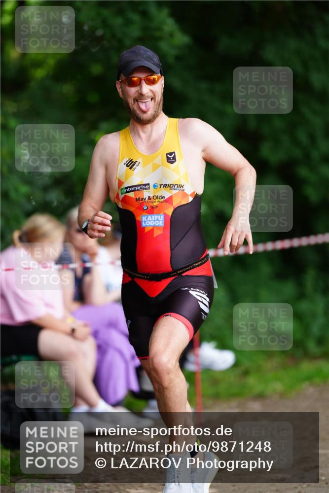 21.06.2026 - 29. Vierlanden-Triathlon LAZAROV Photography http://msf.ph/oto/9871248 21.06.2026 14:02:19 Laufen  meine-sportfotos.de