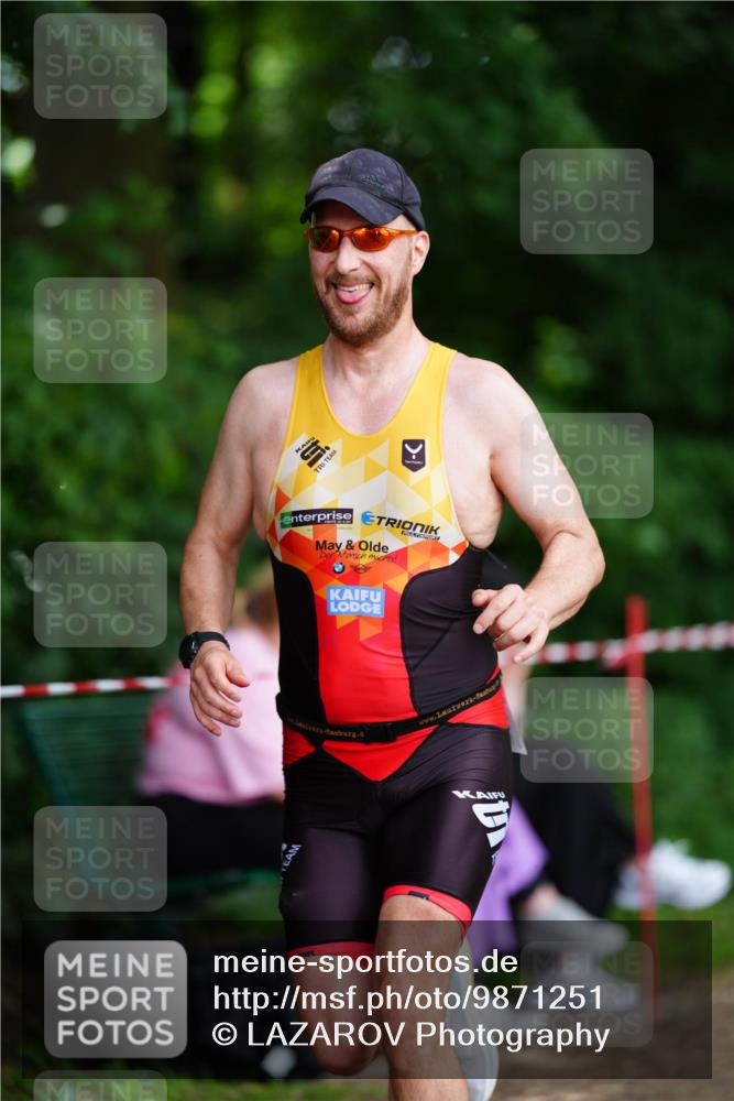 21.06.2026 - 29. Vierlanden-Triathlon LAZAROV Photography http://msf.ph/oto/9871251 21.06.2026 14:02:19 Laufen 2 meine-sportfotos.de