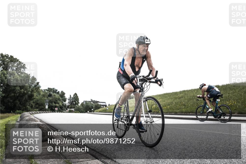 21.06.2026 - 29. Vierlanden-Triathlon H.Heesch http://msf.ph/oto/9871252 21.06.2026 10:35:19 Radfahren 220, 257, 611 meine-sportfotos.de