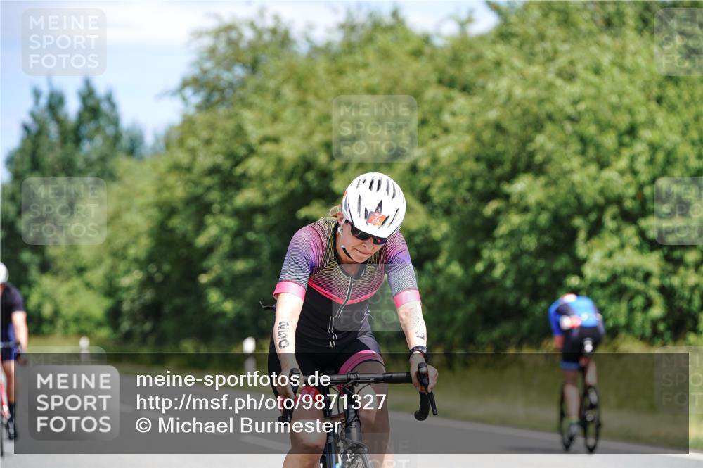 21.06.2026 - Viking Triathlon Michael Burmester http://msf.ph/oto/9871327 21.06.2026 12:39:55 Radfahren 47, 174, 231, 242, 272, 325, 328, 512, 524, 543 meine-sportfotos.de