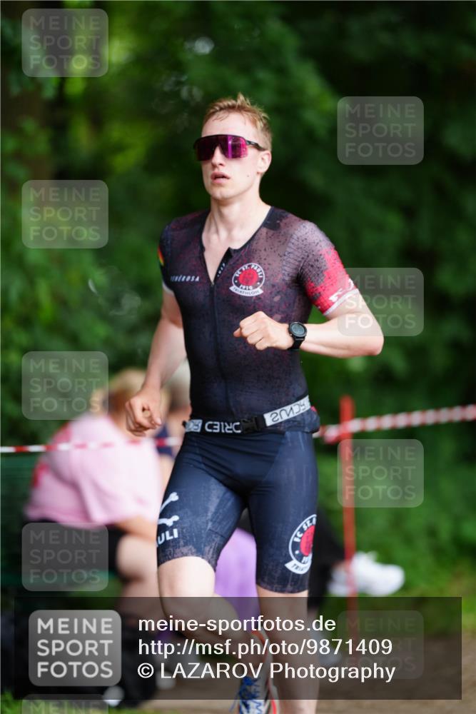 21.06.2026 - 29. Vierlanden-Triathlon LAZAROV Photography http://msf.ph/oto/9871409 21.06.2026 14:03:32 Laufen 910 meine-sportfotos.de