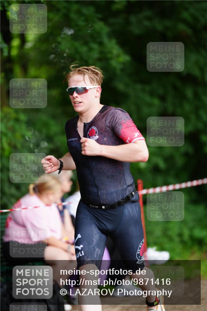 21.06.2026 - 29. Vierlanden-Triathlon LAZAROV Photography http://msf.ph/oto/9871416 21.06.2026 14:03:34 Laufen  meine-sportfotos.de