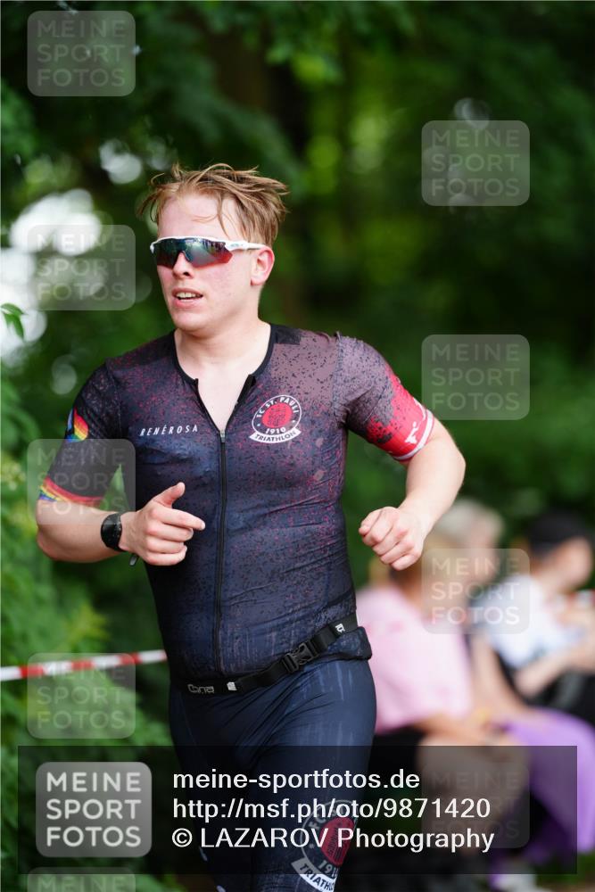 21.06.2026 - 29. Vierlanden-Triathlon LAZAROV Photography http://msf.ph/oto/9871420 21.06.2026 14:03:35 Laufen 1910, 191 meine-sportfotos.de
