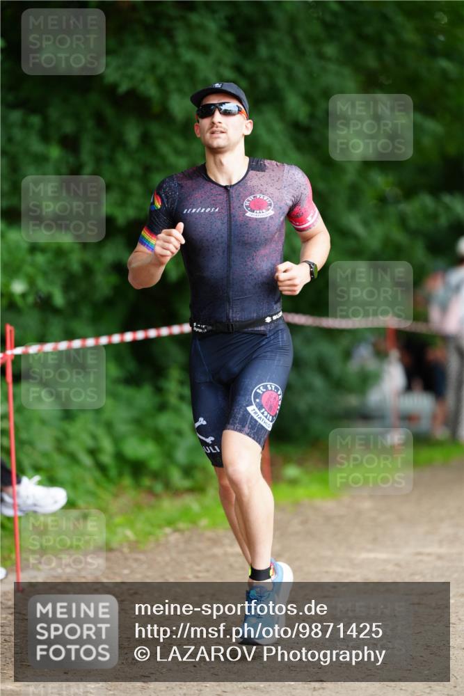 21.06.2026 - 29. Vierlanden-Triathlon LAZAROV Photography http://msf.ph/oto/9871425 21.06.2026 14:03:37 Laufen 7910 meine-sportfotos.de