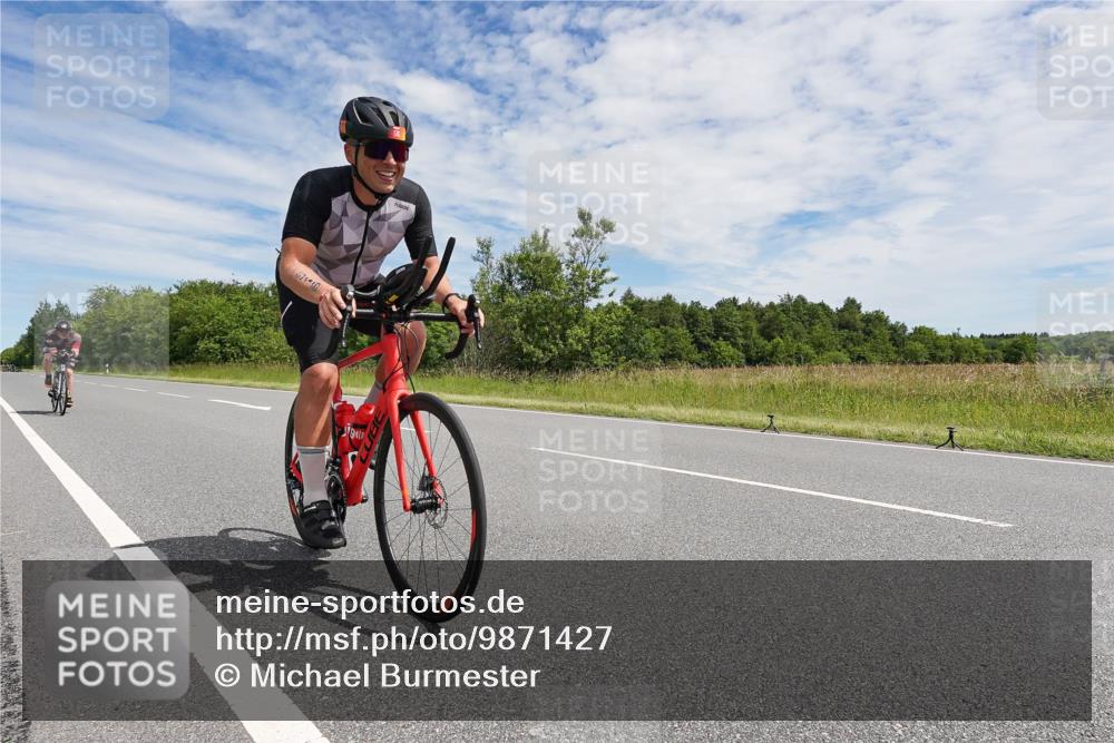 21.06.2026 - Viking Triathlon Michael Burmester http://msf.ph/oto/9871427 21.06.2026 12:19:06 Radfahren 39, 171, 325, 452, 496, 516, 517, 648, 662 meine-sportfotos.de