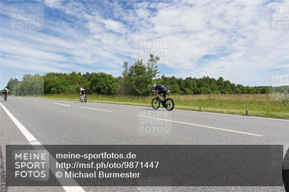 21.06.2026 - Viking Triathlon Michael Burmester http://msf.ph/oto/9871447 21.06.2026 12:19:13 Radfahren 39, 171, 325, 452, 516, 517, 648, 656, 662 meine-sportfotos.de