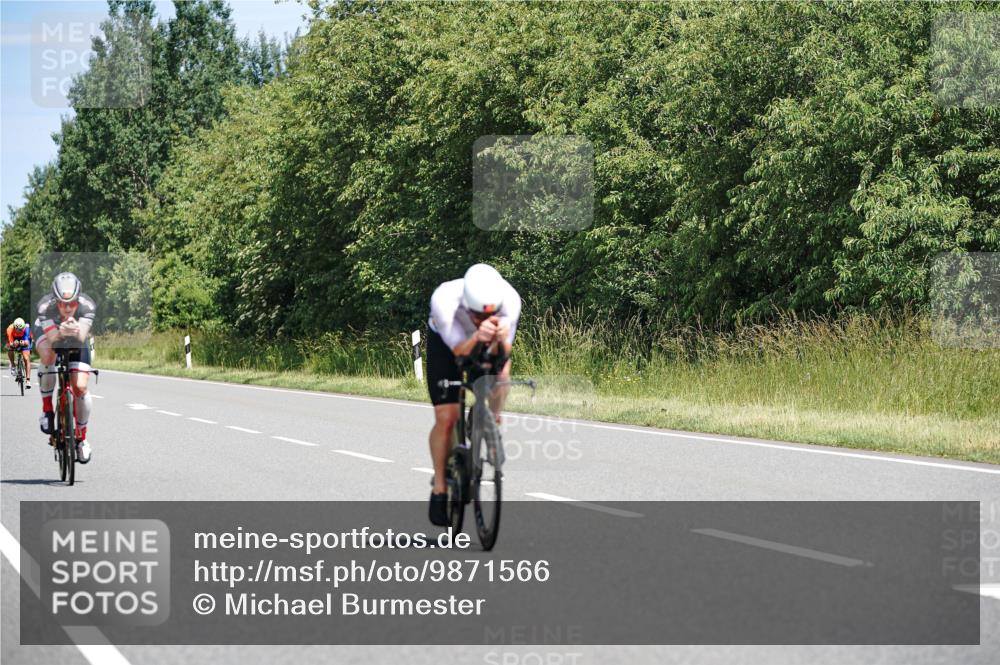 21.06.2026 - Viking Triathlon Michael Burmester http://msf.ph/oto/9871566 21.06.2026 12:40:52 Radfahren 40, 200, 213, 285, 332, 345, 404, 466, 498, 515, 568, 604 meine-sportfotos.de