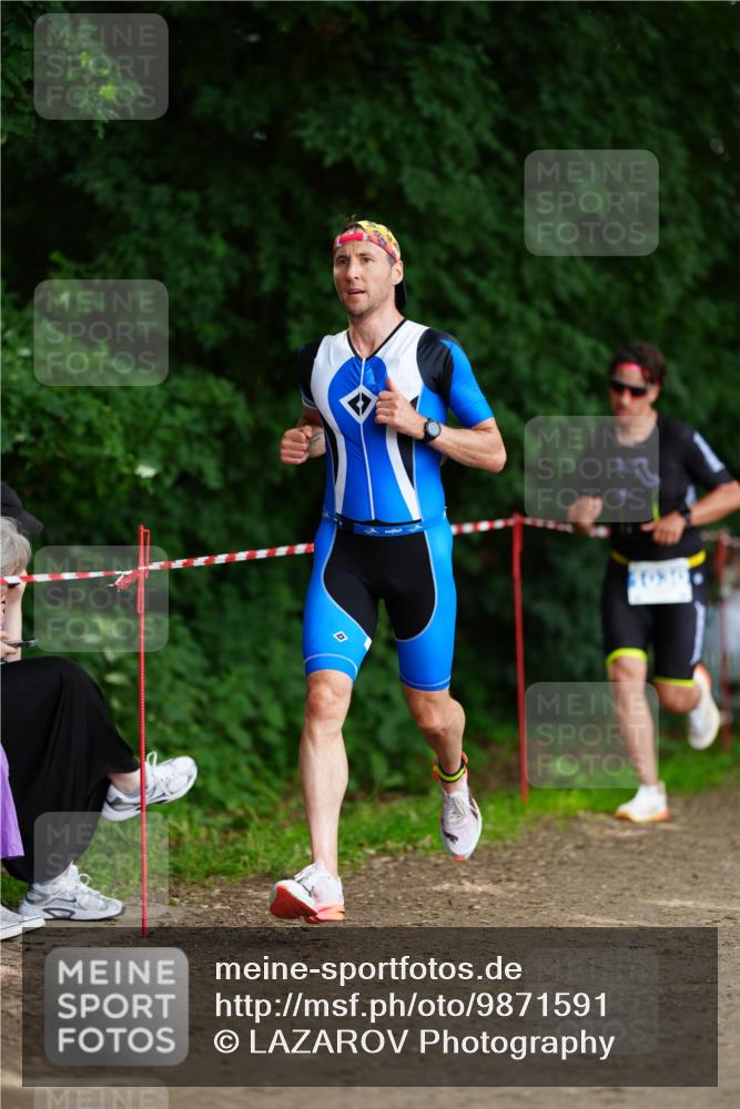 21.06.2026 - 29. Vierlanden-Triathlon LAZAROV Photography http://msf.ph/oto/9871591 21.06.2026 14:04:51 Laufen  meine-sportfotos.de