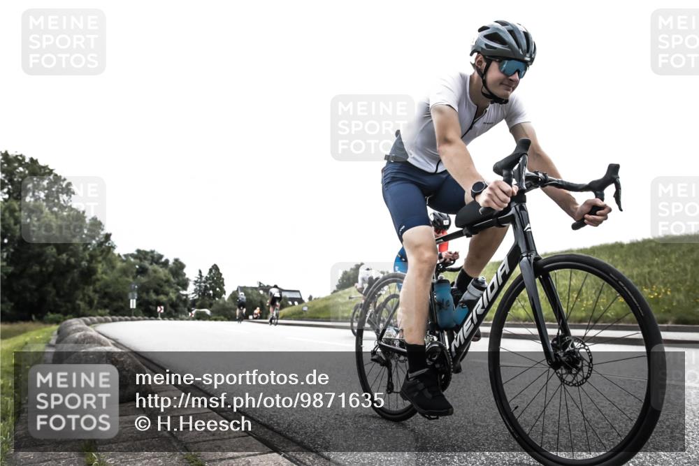 21.06.2026 - 29. Vierlanden-Triathlon H.Heesch http://msf.ph/oto/9871635 21.06.2026 10:37:51 Radfahren 20, 35, 67, 233 meine-sportfotos.de