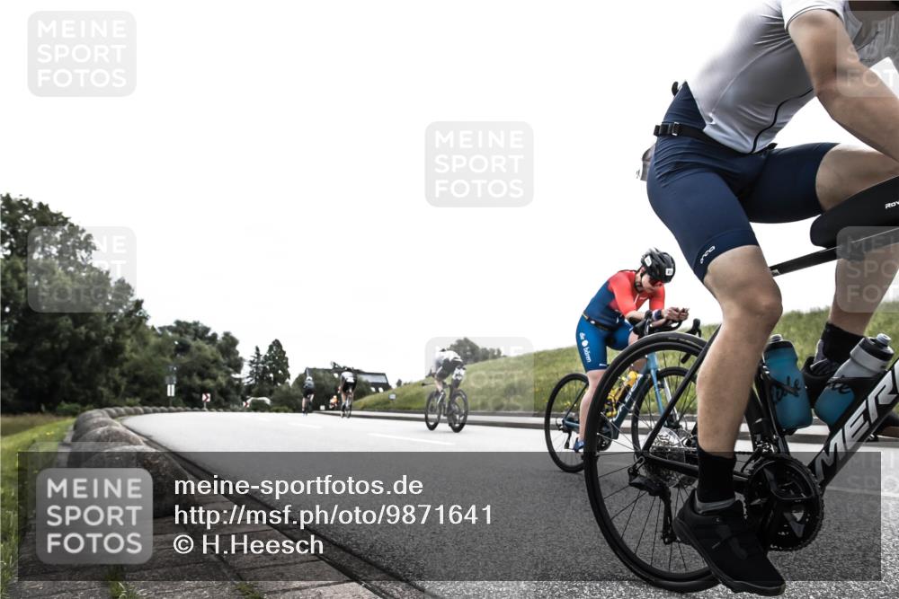 21.06.2026 - 29. Vierlanden-Triathlon H.Heesch http://msf.ph/oto/9871641 21.06.2026 10:37:51 Radfahren 20, 35, 67, 233 meine-sportfotos.de