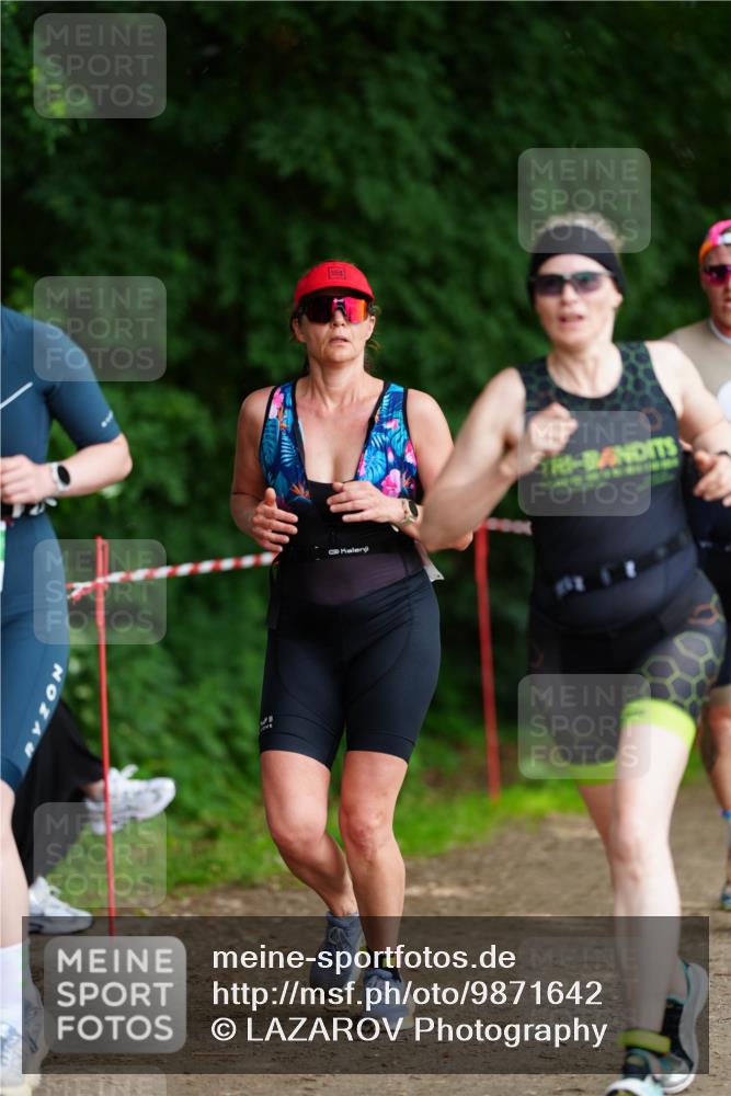 21.06.2026 - 29. Vierlanden-Triathlon LAZAROV Photography http://msf.ph/oto/9871642 21.06.2026 14:05:06 Laufen  meine-sportfotos.de
