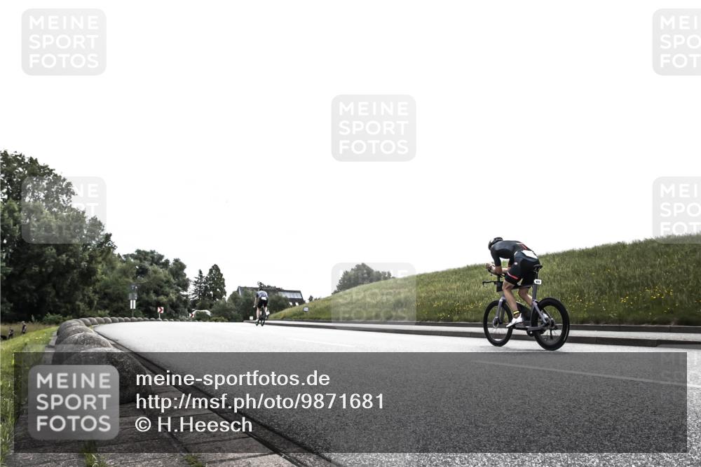 21.06.2026 - 29. Vierlanden-Triathlon H.Heesch http://msf.ph/oto/9871681 21.06.2026 10:38:16 Radfahren 371 meine-sportfotos.de