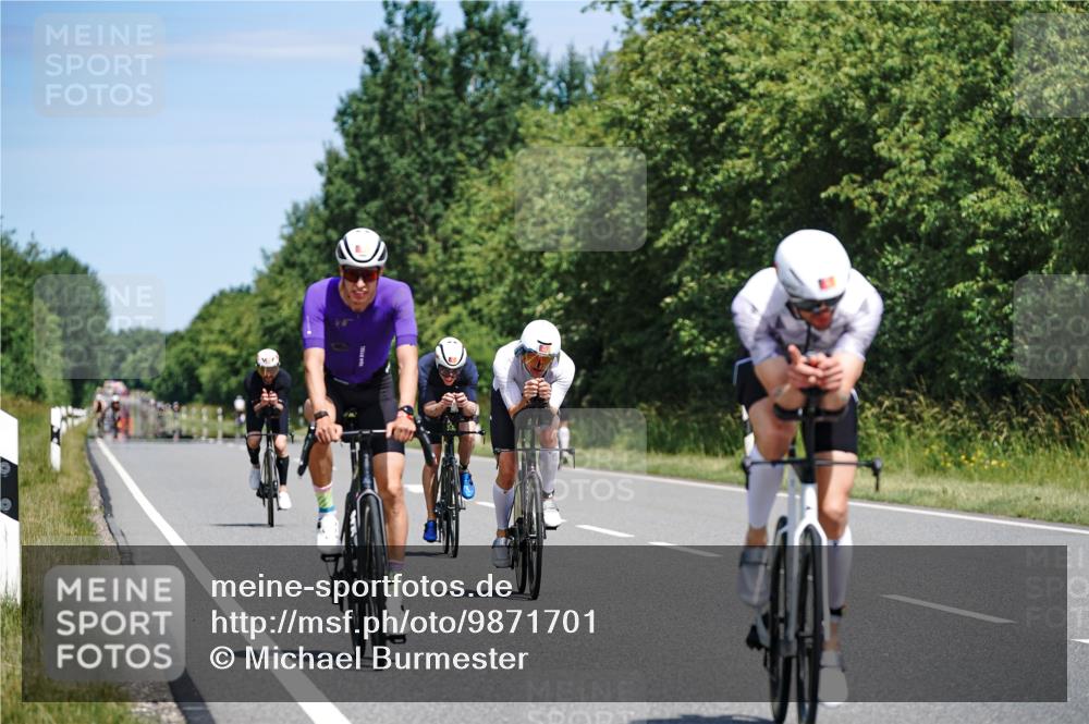 21.06.2026 - Viking Triathlon Michael Burmester http://msf.ph/oto/9871701 21.06.2026 12:41:22 Radfahren 43, 82, 117, 147, 183, 192, 321, 369, 391, 425, 469, 491, 491, 650 meine-sportfotos.de