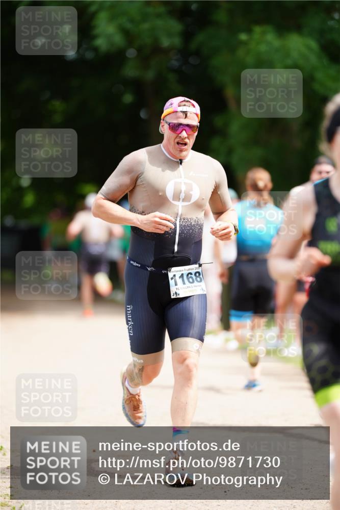 21.06.2026 - 29. Vierlanden-Triathlon LAZAROV Photography http://msf.ph/oto/9871730 21.06.2026 14:05:51 Laufen 4, 2026, 1168, 2, 114 meine-sportfotos.de