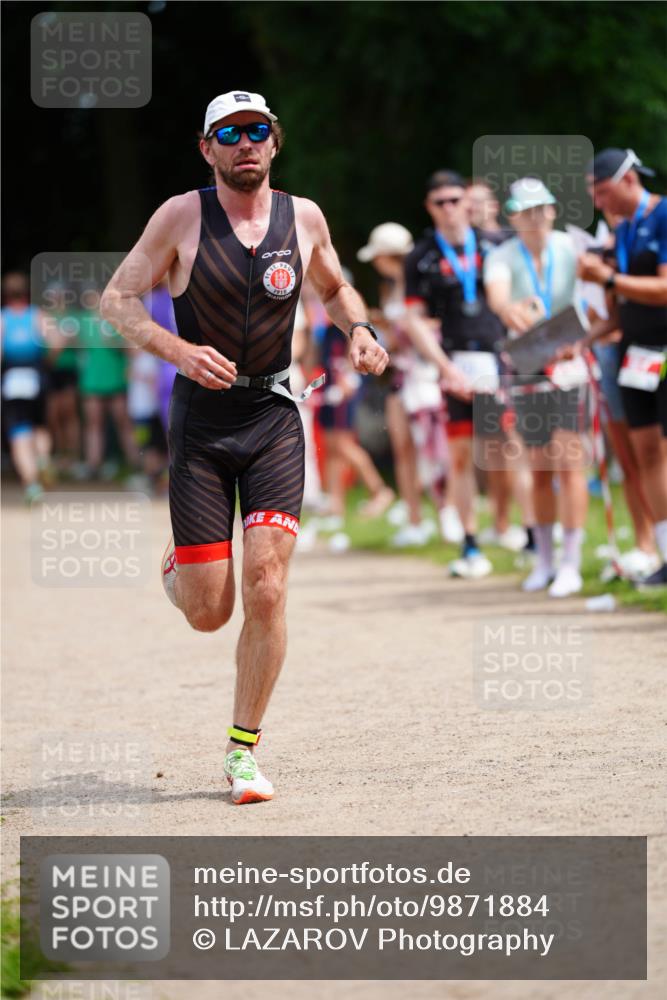 21.06.2026 - 29. Vierlanden-Triathlon LAZAROV Photography http://msf.ph/oto/9871884 21.06.2026 14:06:58 Laufen  meine-sportfotos.de