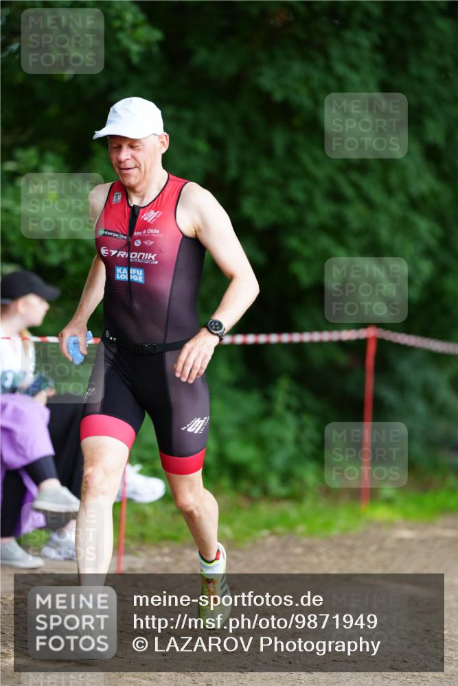 21.06.2026 - 29. Vierlanden-Triathlon LAZAROV Photography http://msf.ph/oto/9871949 21.06.2026 14:07:30 Laufen  meine-sportfotos.de