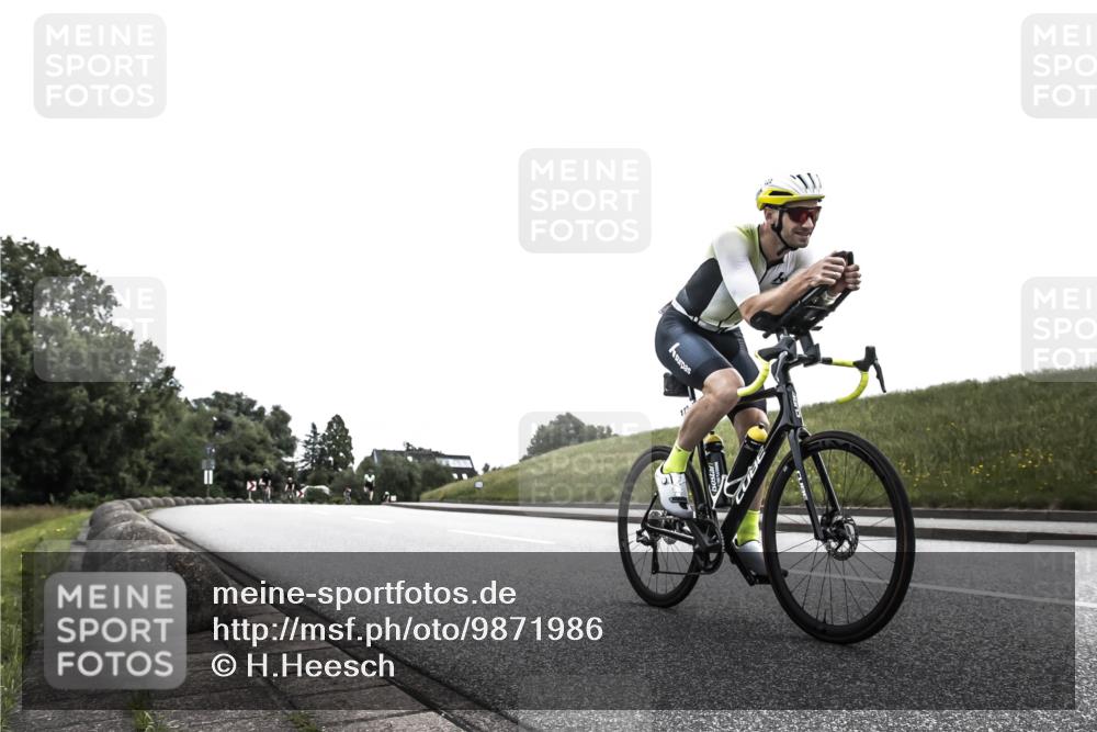 21.06.2026 - 29. Vierlanden-Triathlon H.Heesch http://msf.ph/oto/9871986 21.06.2026 10:43:07 Radfahren 122, 157 meine-sportfotos.de