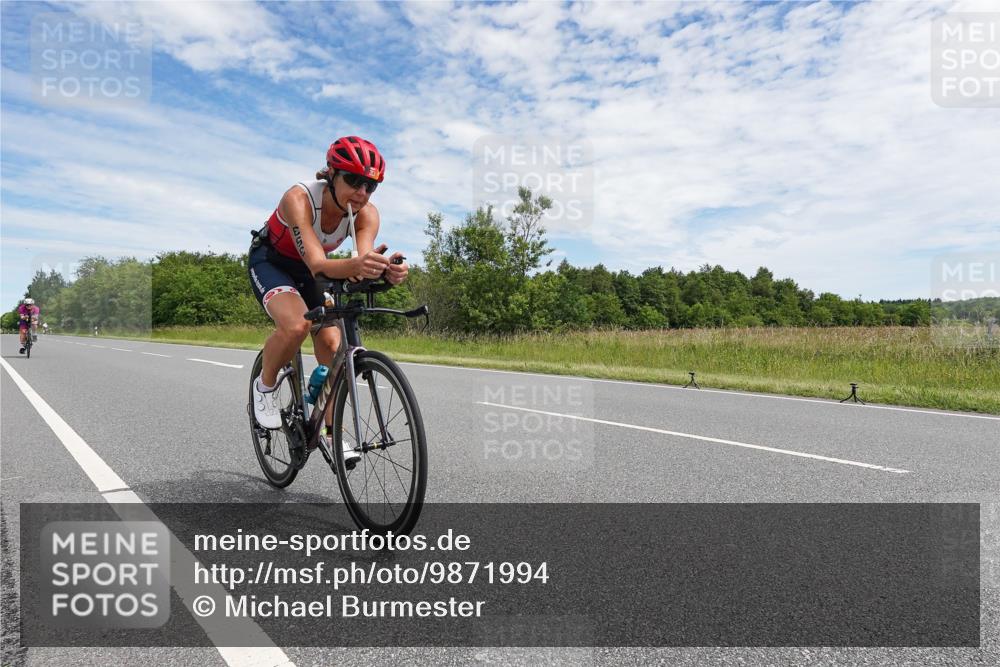 21.06.2026 - Viking Triathlon Michael Burmester http://msf.ph/oto/9871994 21.06.2026 12:24:08 Radfahren 58, 353, 357, 357, 368, 534 meine-sportfotos.de
