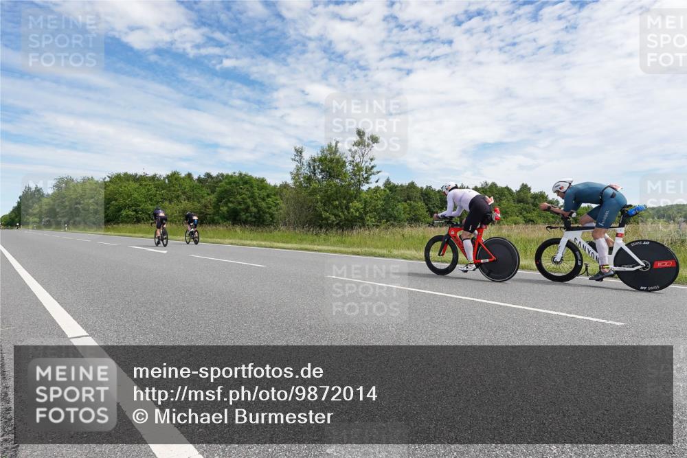 21.06.2026 - Viking Triathlon Michael Burmester http://msf.ph/oto/9872014 21.06.2026 12:24:12 Radfahren 58, 353, 357, 357, 534 meine-sportfotos.de