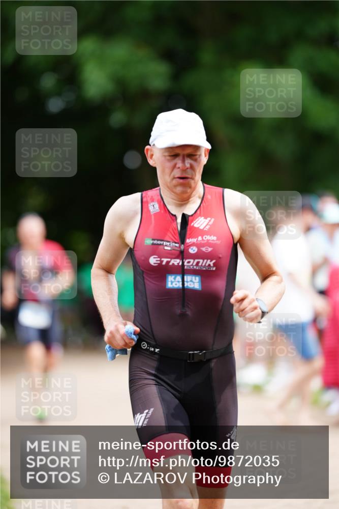 21.06.2026 - 29. Vierlanden-Triathlon LAZAROV Photography http://msf.ph/oto/9872035 21.06.2026 14:08:17 Laufen  meine-sportfotos.de