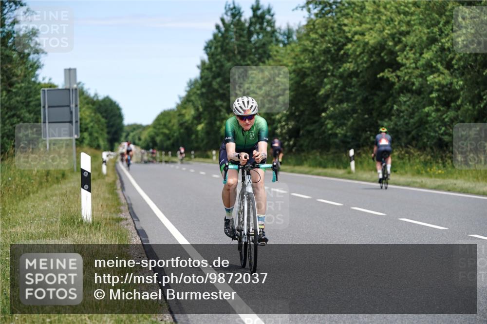 21.06.2026 - Viking Triathlon Michael Burmester http://msf.ph/oto/9872037 21.06.2026 12:42:58 Radfahren 160, 160, 243, 346, 434, 654 meine-sportfotos.de