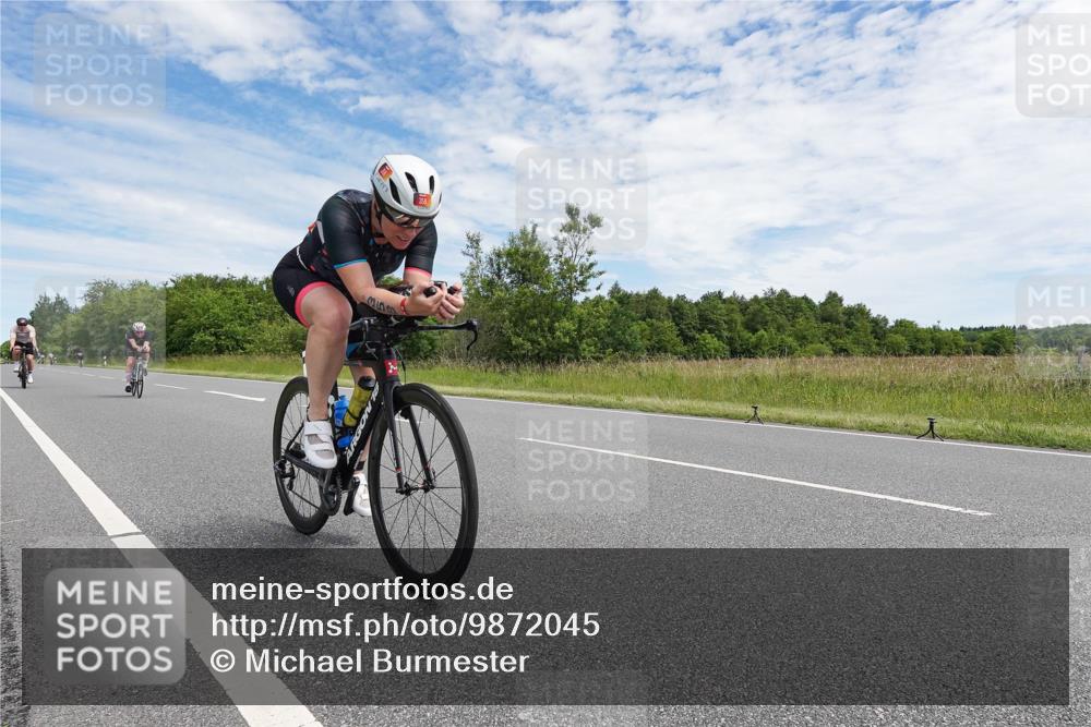 21.06.2026 - Viking Triathlon Michael Burmester http://msf.ph/oto/9872045 21.06.2026 12:24:25 Radfahren 164, 357, 358, 362, 660 meine-sportfotos.de