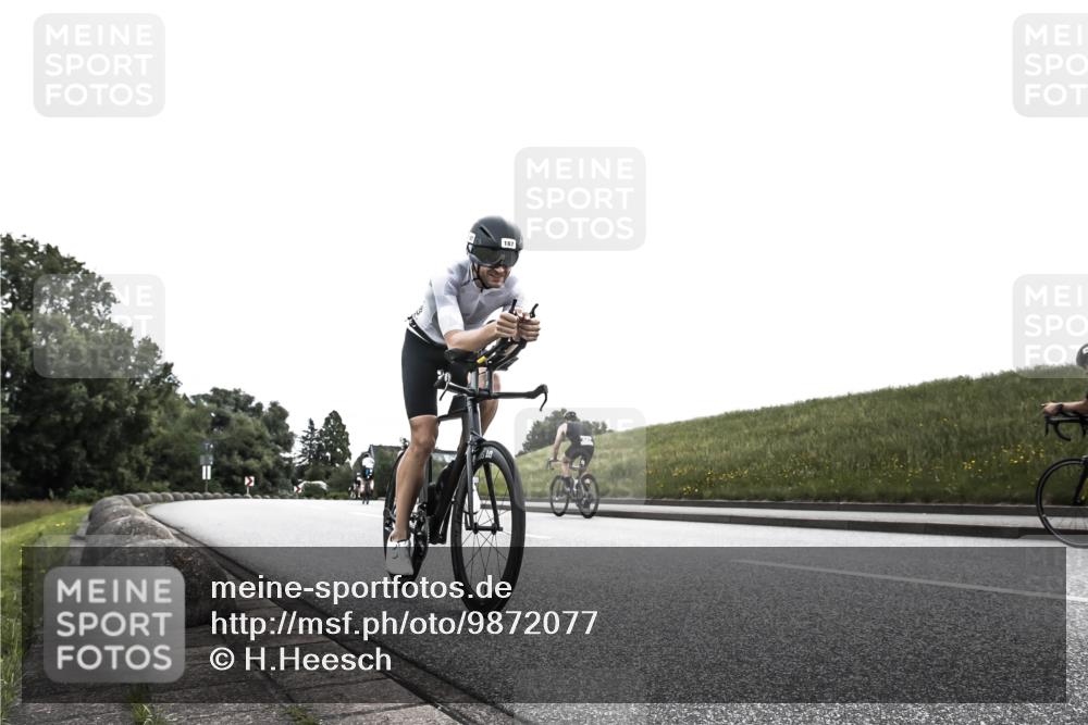 21.06.2026 - 29. Vierlanden-Triathlon H.Heesch http://msf.ph/oto/9872077 21.06.2026 10:43:27 Radfahren 130, 156, 187 meine-sportfotos.de
